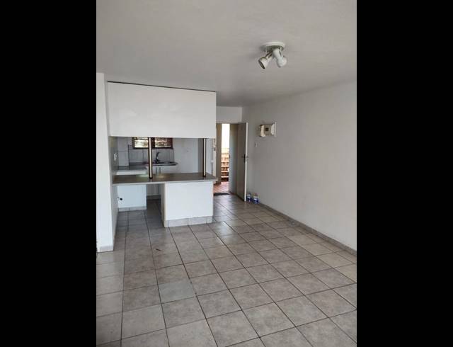 2 BEDROOM TOWNHOUSE FOR SALE IN LA MERCY